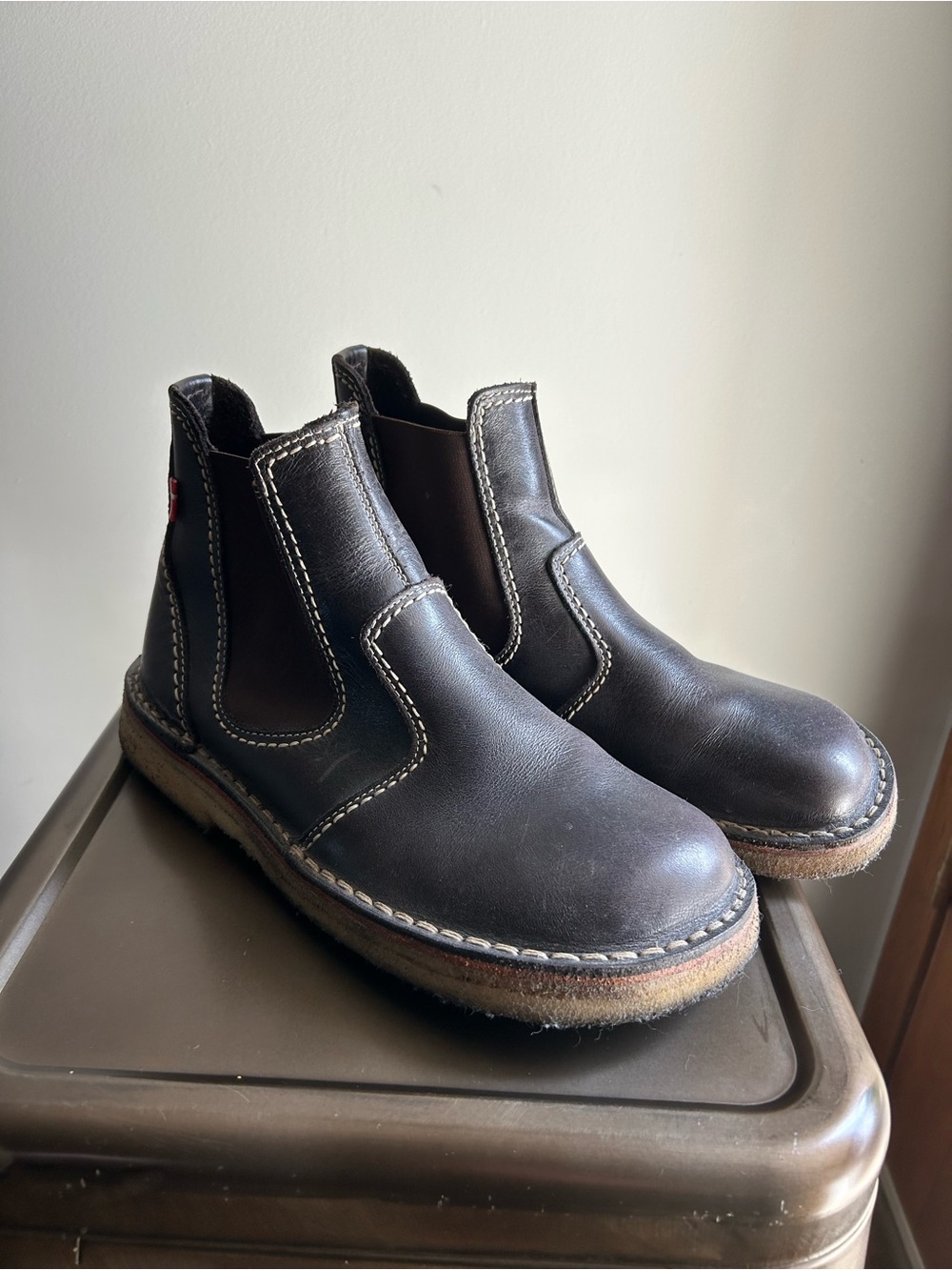Black Chelsea Boot- Duckfeet Roskilde Black Size 9 (40)